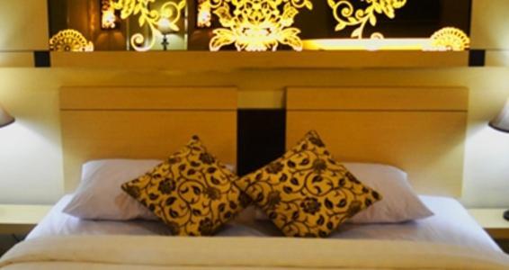 Srikandi Guesthouse Malang Rum bild